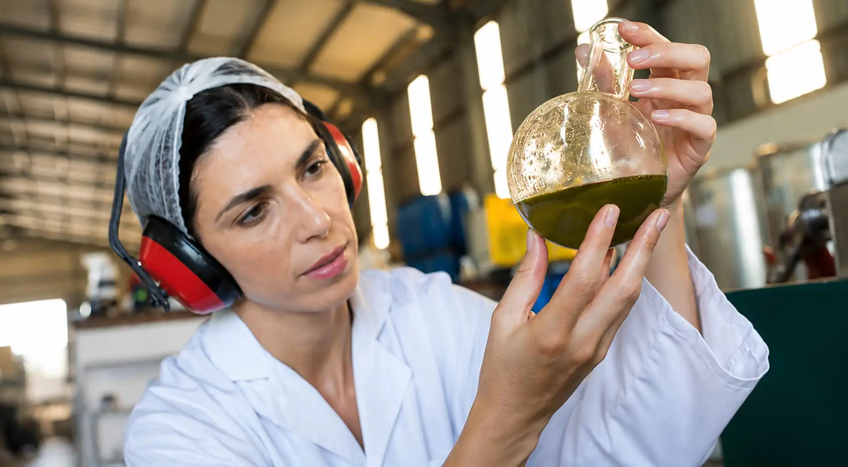 Análise de combustível em laboratório